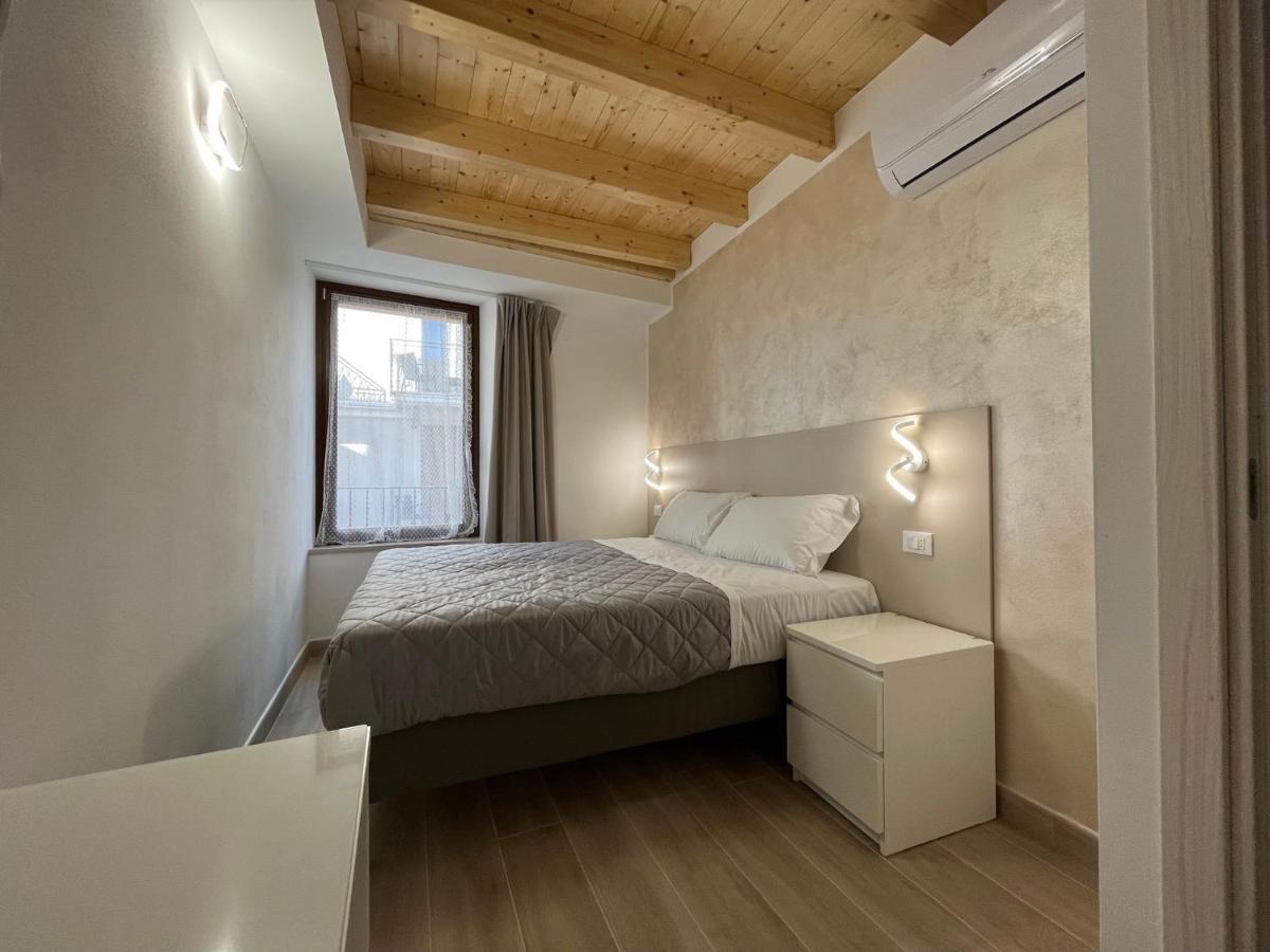 Anfite Apartments Santa Maria Desenzano del Garda Exterior photo